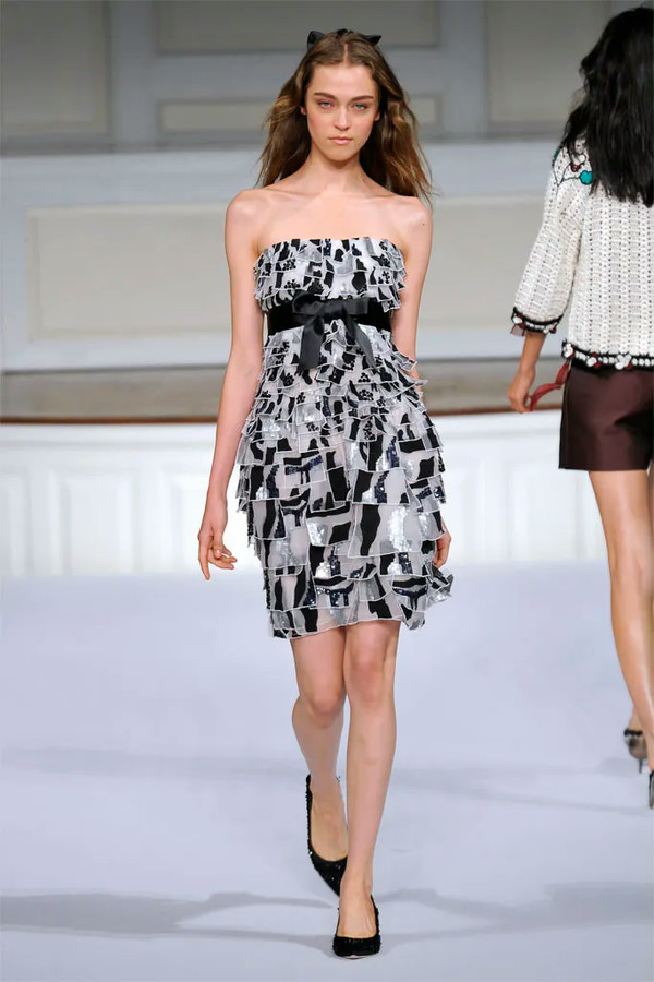 Oscar de la Renta Look 26 - Resort 2011 | Modefact