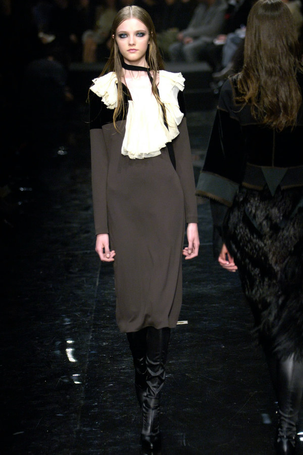 Jean Paul Gaultier Look 28 - Autumn/Winter 2005 | Modefact